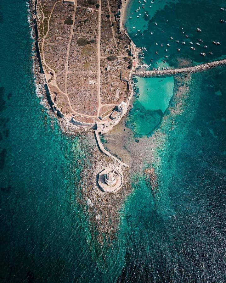 Eleni Suites Methoni Eksteriør billede