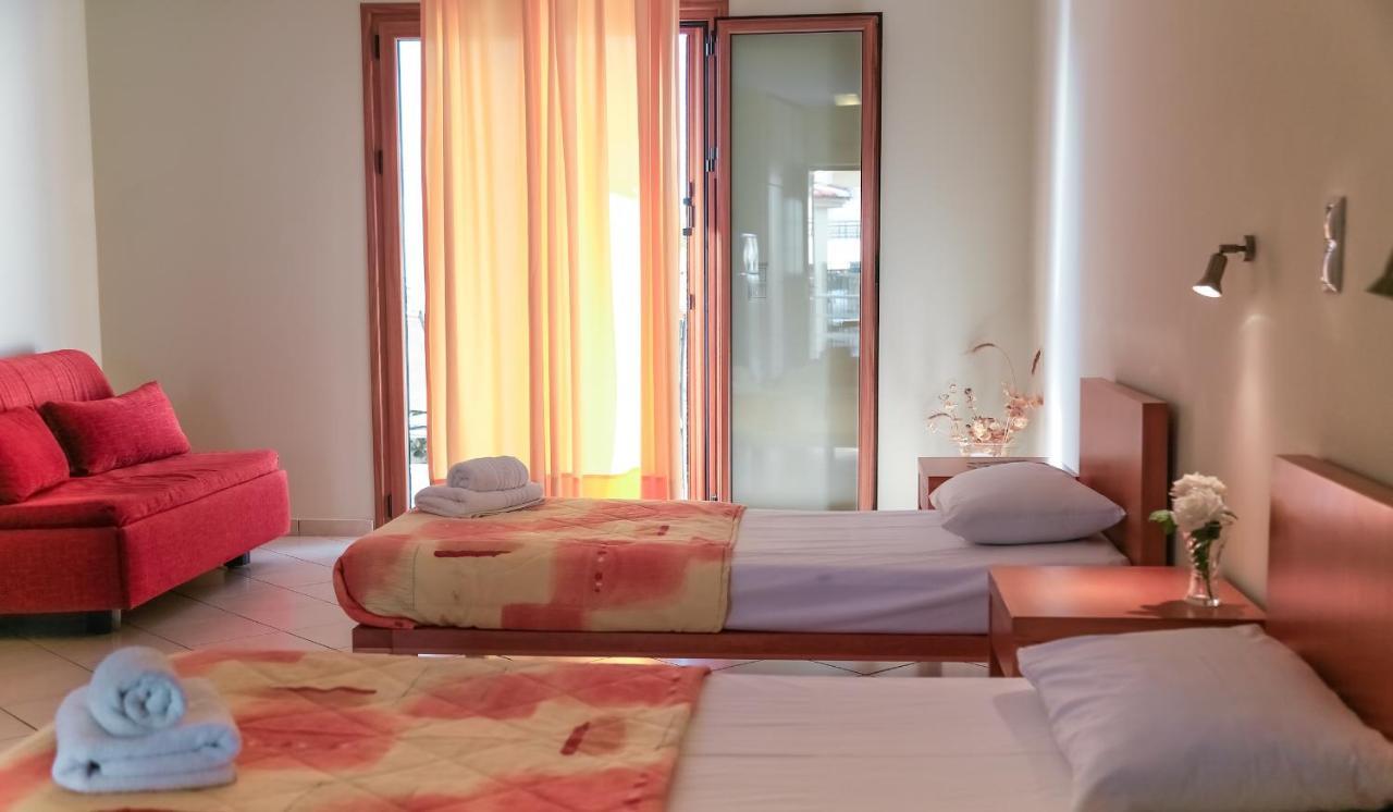 Eleni Suites Methoni Eksteriør billede