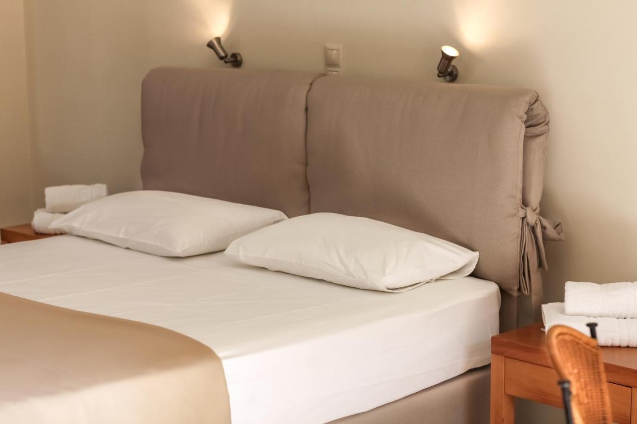 Eleni Suites Methoni Eksteriør billede