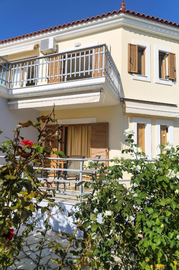 Eleni Suites Methoni Eksteriør billede