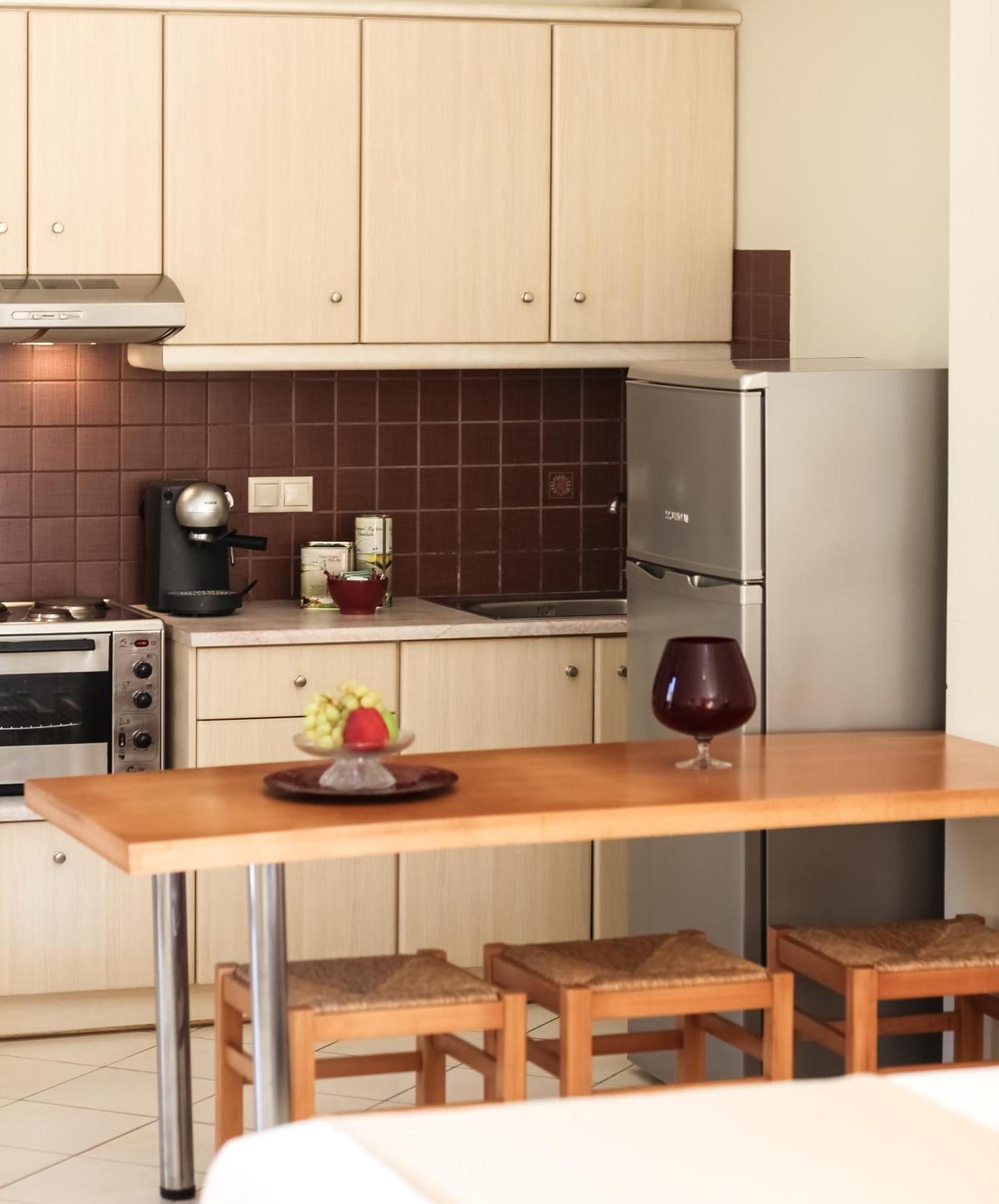 Eleni Suites Methoni Eksteriør billede