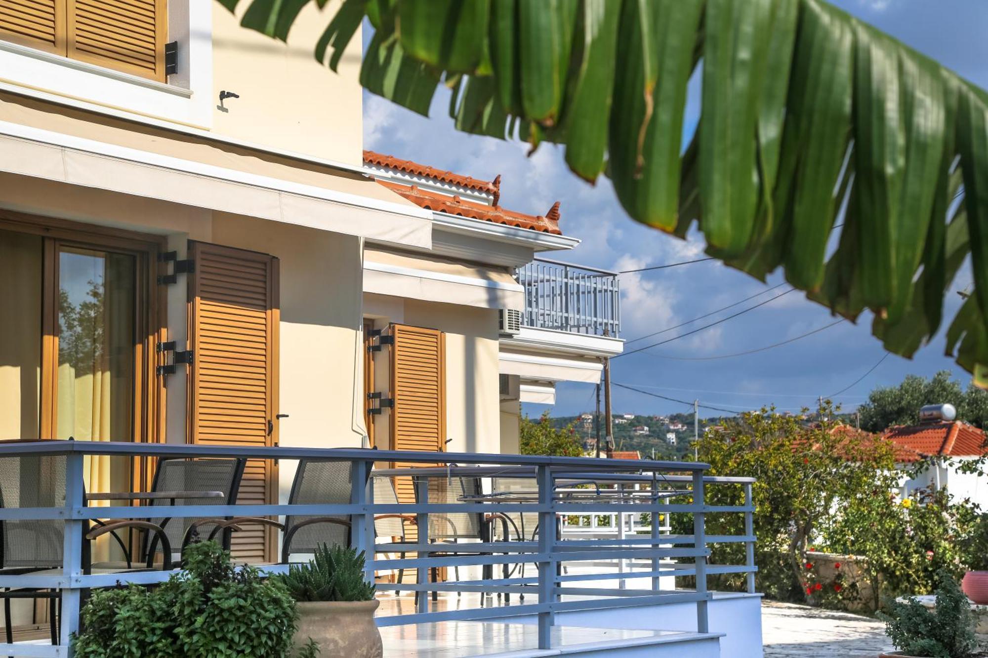 Eleni Suites Methoni Eksteriør billede